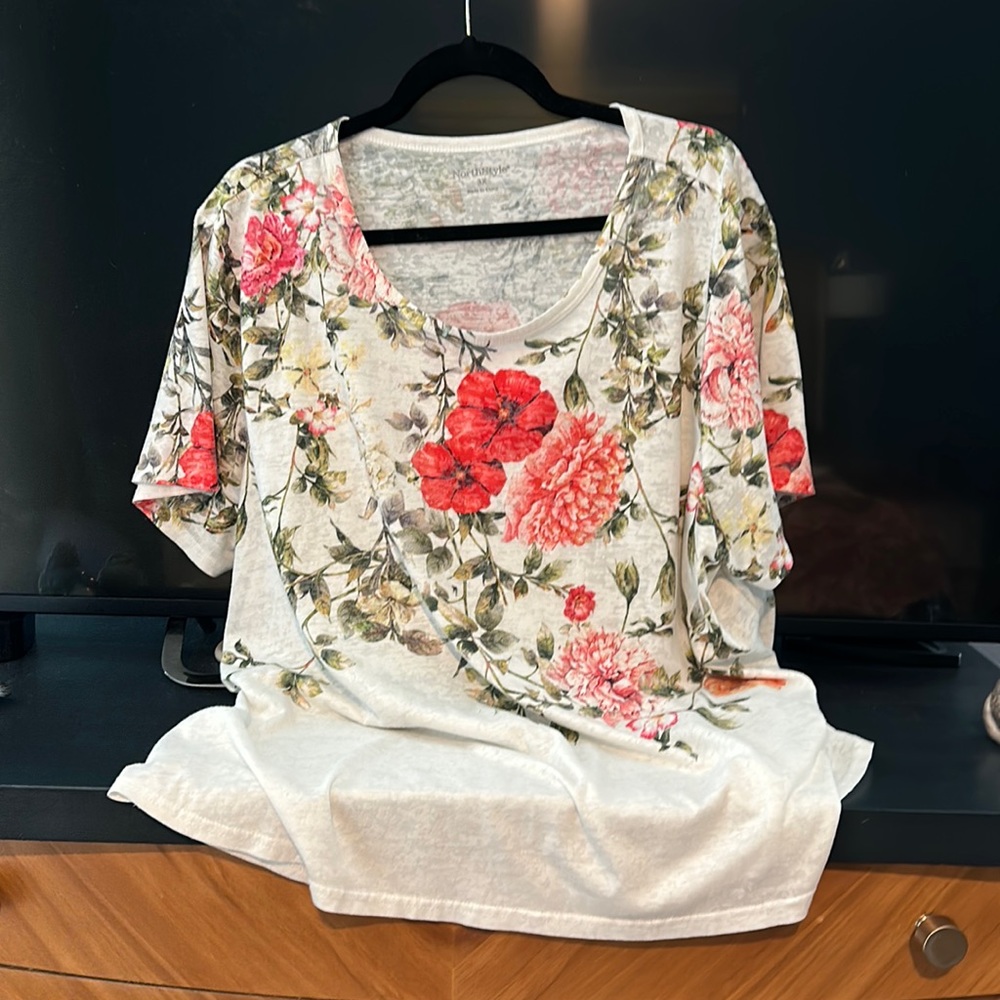 NorthStyle Tee - very colorful